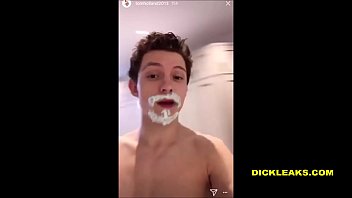 LEAKED Tom Holland Nude Dick Pics & Jerk Off Tape!