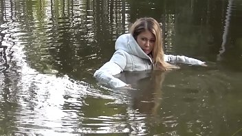 Wetlook in white winter coat