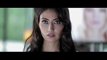 Chasty Ballesteros in Hot Bot (2016)