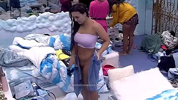 Rafa Kalimann sem calcinha BBB 20