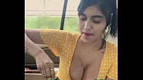 Desi Girl Cleavage | falls on her Boobs