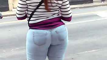 BIG BOOTY DOMINICAN MATURE IN JEANS CANDID - Pumhot.com